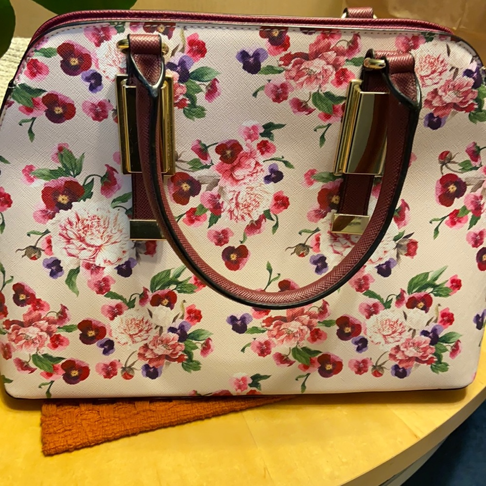 Brand new Aldo floral bag!